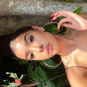 Meet your Posher, Melanie